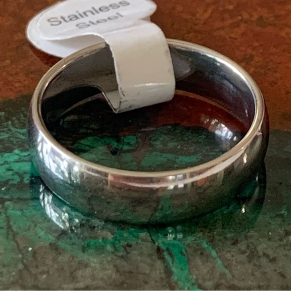 🎉3/$45🎉 Rounded silver tone band size 9.5 - Picture 3 of 7
